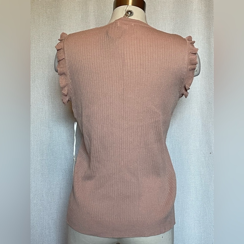 NWT LaMiel sleeveless ribbed top with ruffle detail at shoulders - Picture 2 of 6